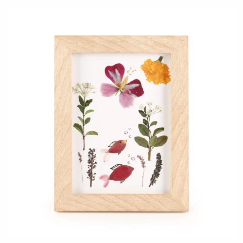 moldura-flores-prensadas-kikkerland